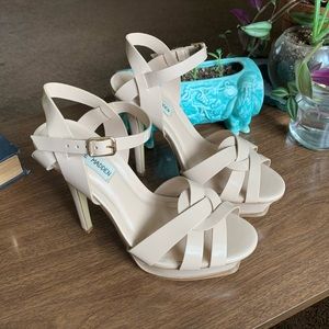 Steve Madden Nude Karlanda Pumps
